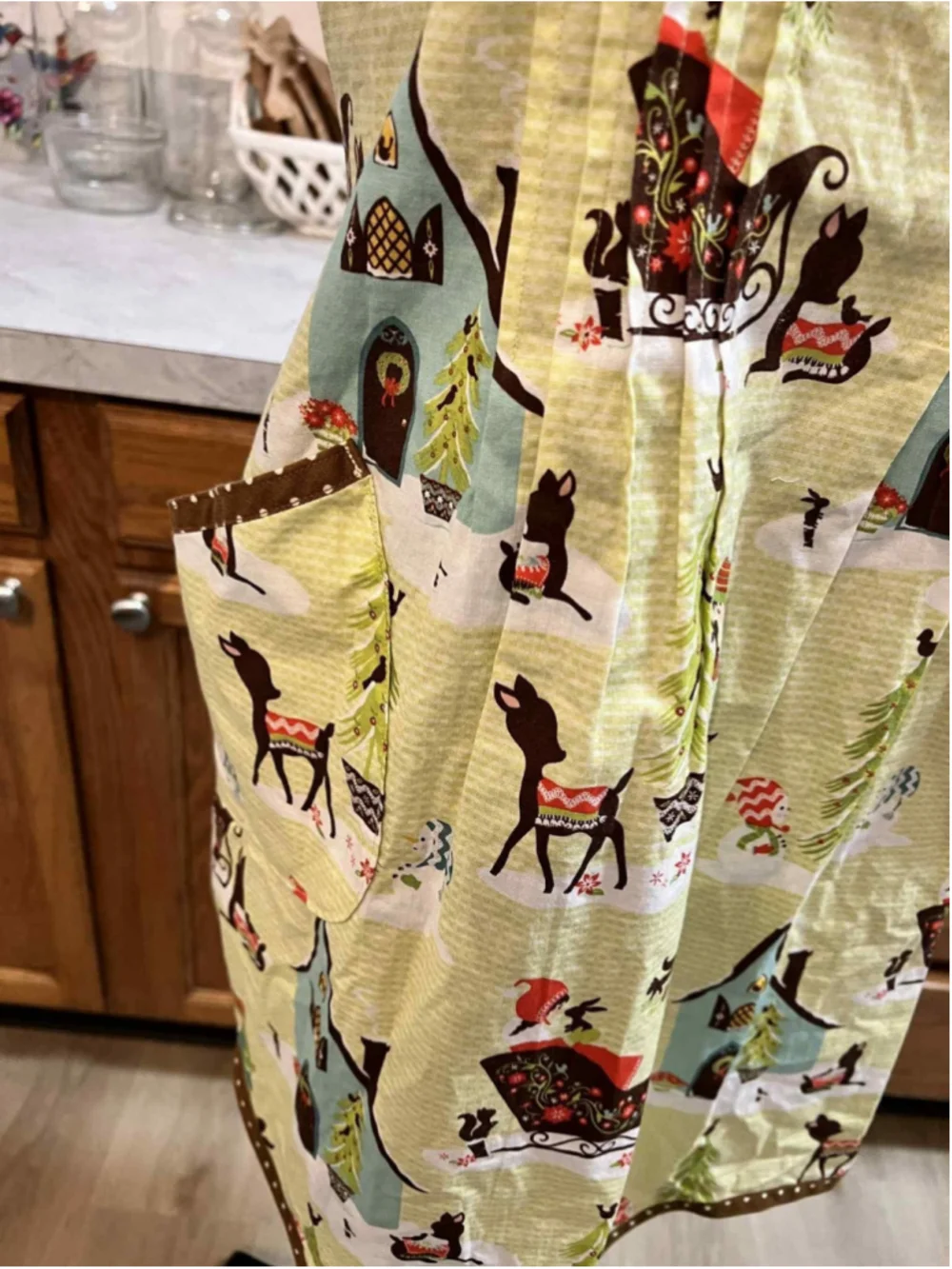 Christmas Apron Deer Sleigh Trees Woodland Holiday Kitchen Cooking Hostess